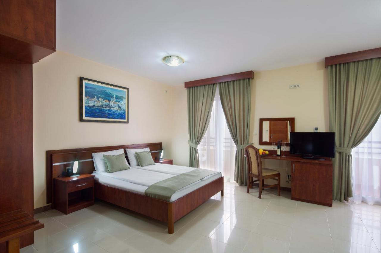 Apartmani Salus Budva Buitenkant foto