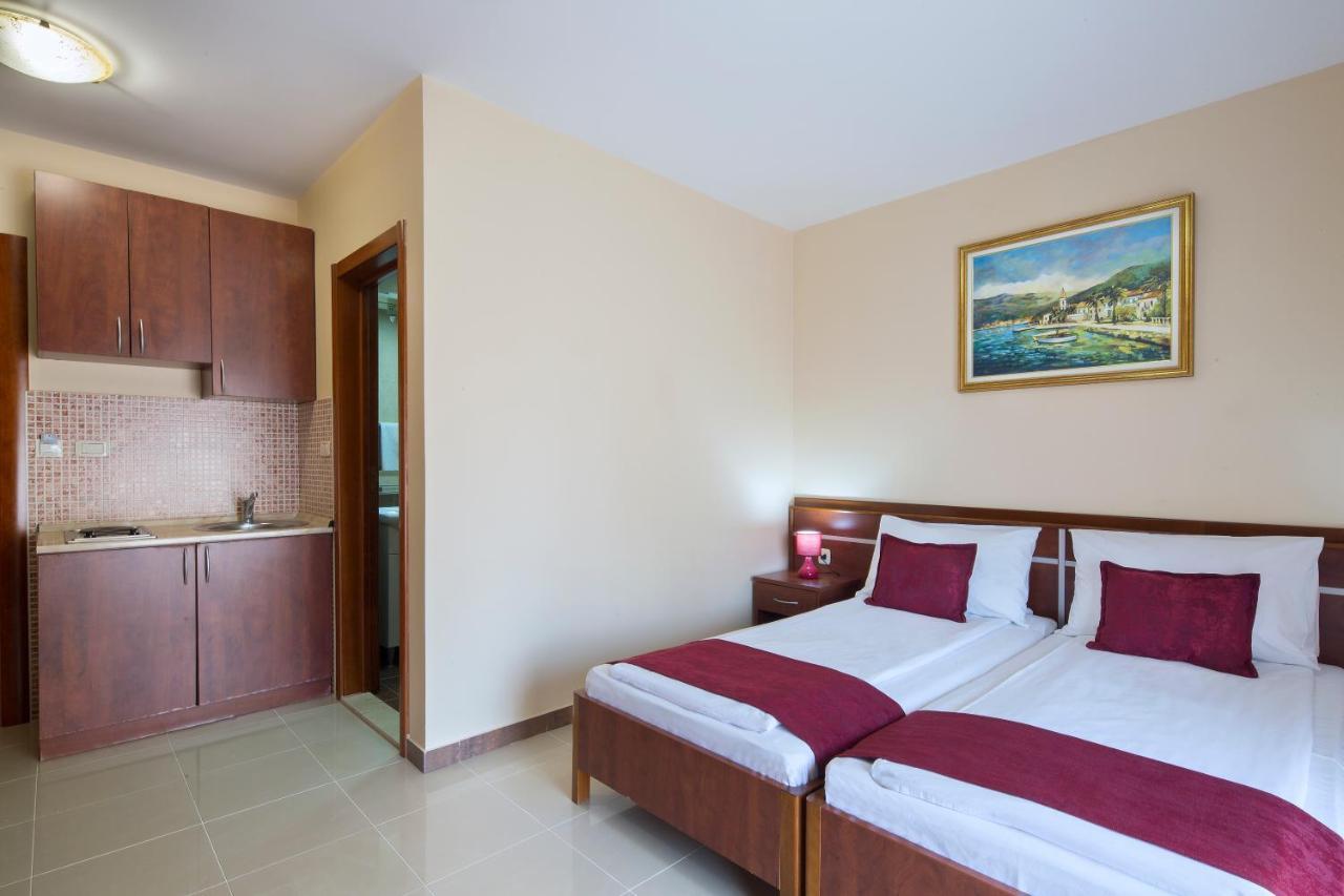 Apartmani Salus Budva Buitenkant foto