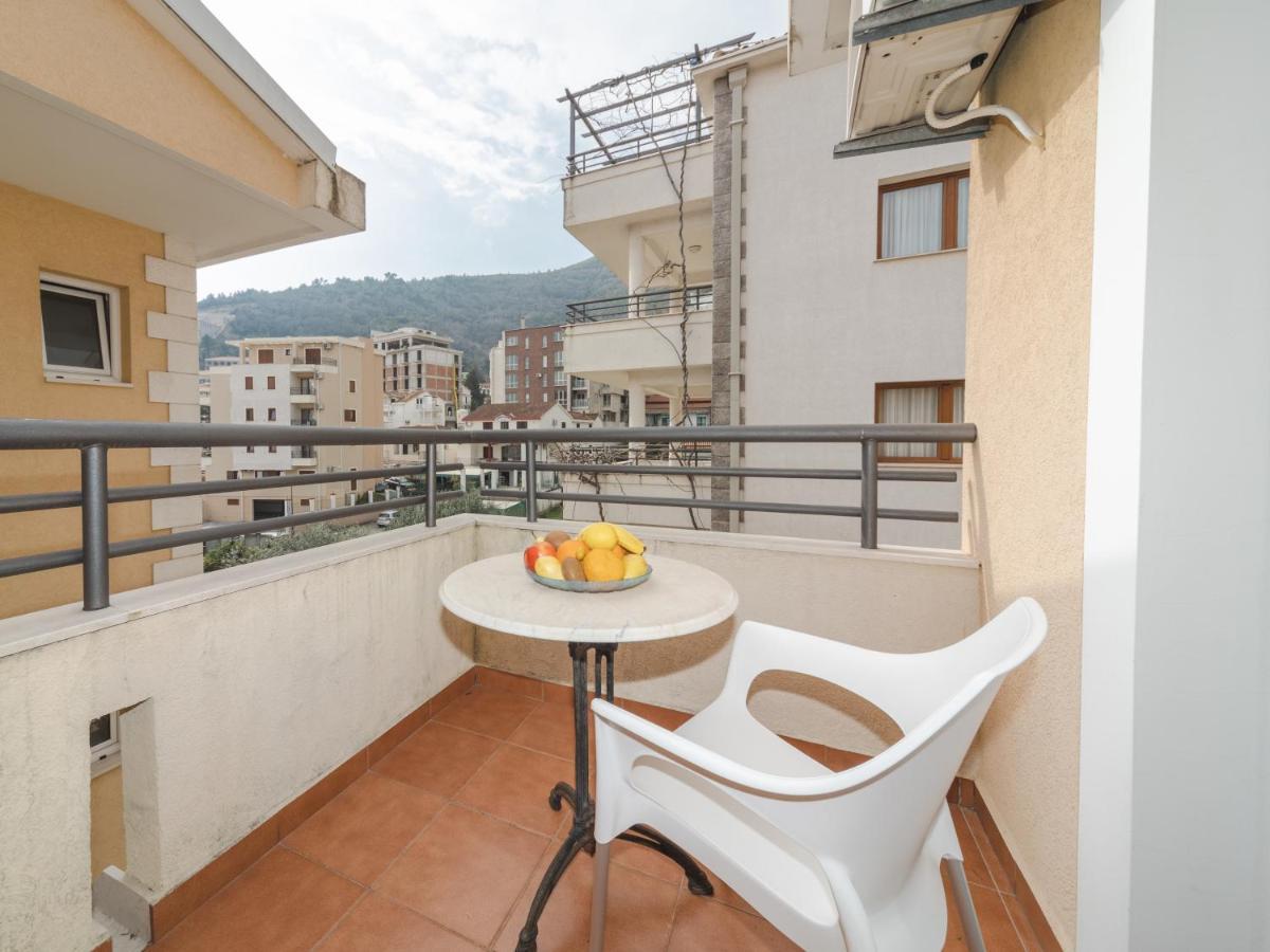 Apartmani Salus Budva Buitenkant foto