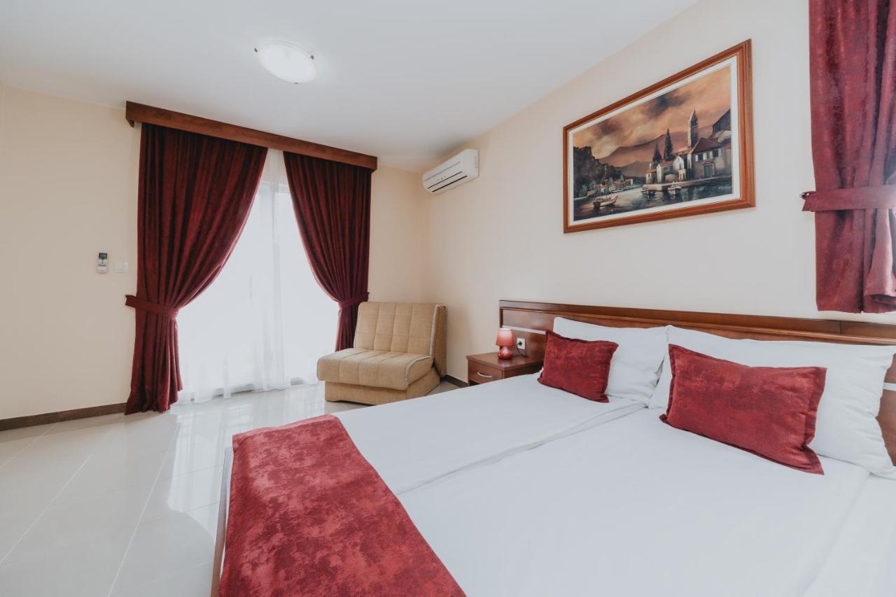Apartmani Salus Budva Buitenkant foto