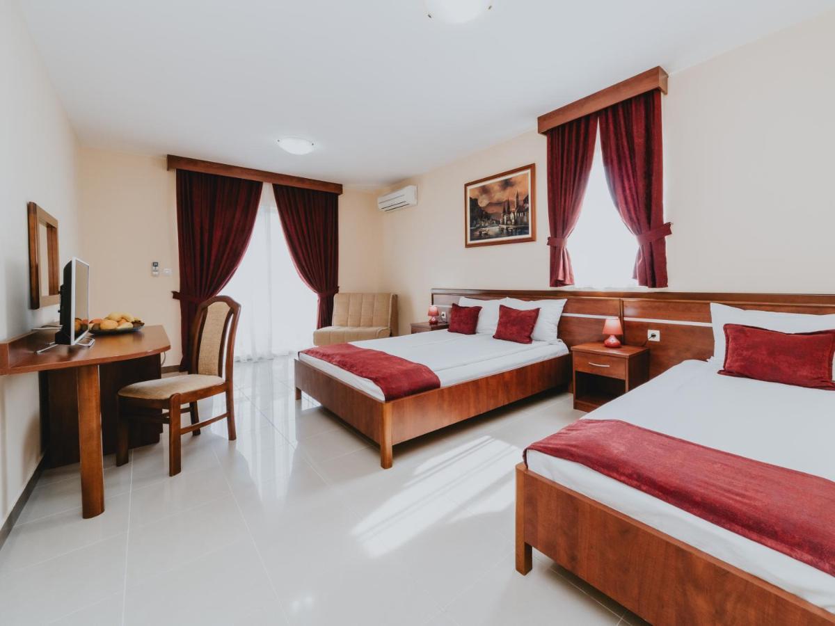 Apartmani Salus Budva Buitenkant foto