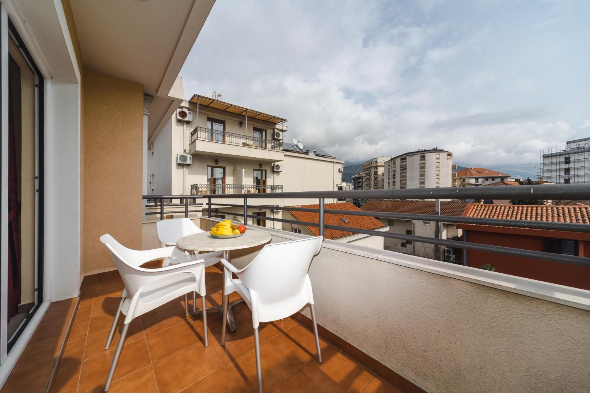 Apartmani Salus Budva Kamer foto